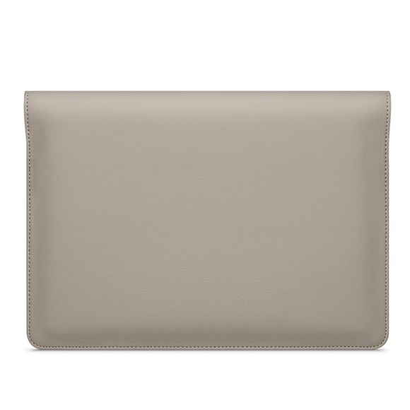 NWT The MacBook Portfolio 13-inch - Picture 3 of 6